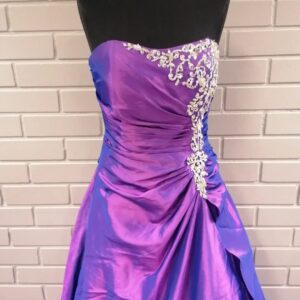 Vanhojentanssimekko / Juhlahame